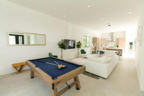 Fantastic Villa 8 min to SB with a Heated Pool - Outdoor Heaven